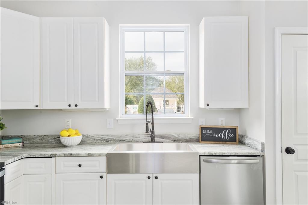 2136 Tarleton Oaks Drive, Virginia Beach, VA 23464 MLS 10408012