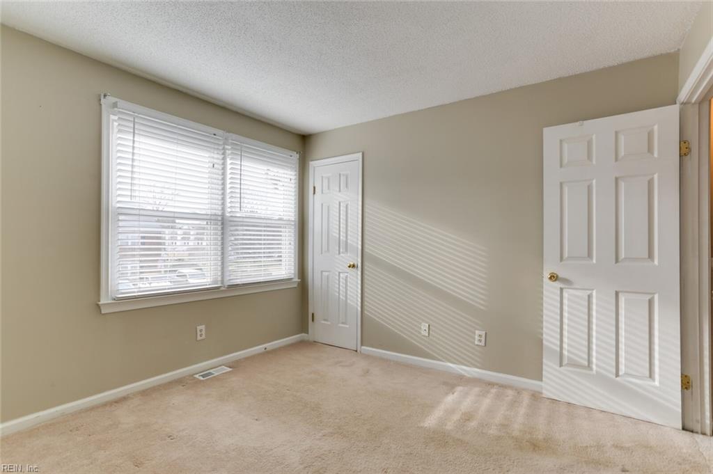 107 Kingsbridge Lane, Yorktown, VA 23692 MLS 10419379 Listing