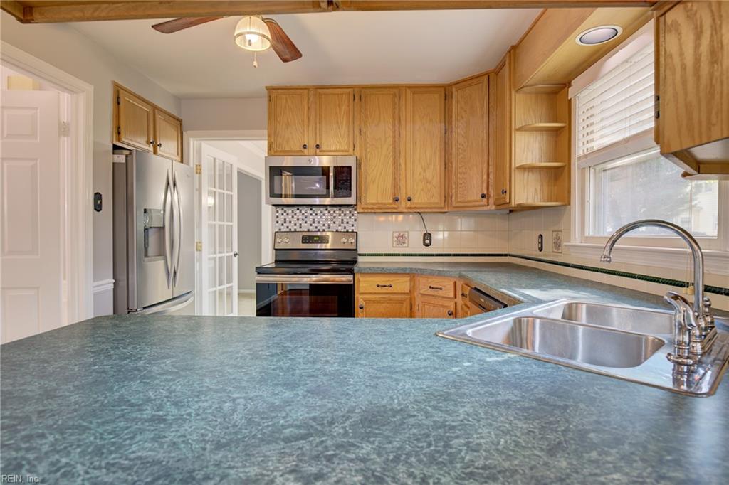 5277 Albright Drive, Virginia Beach, VA 23464 MLS 10392100 Listing Information