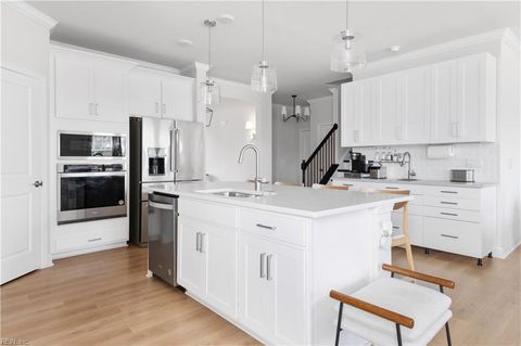 204 Saint Andrews, Smithfield, VA 23430 - MLS#: 10570171