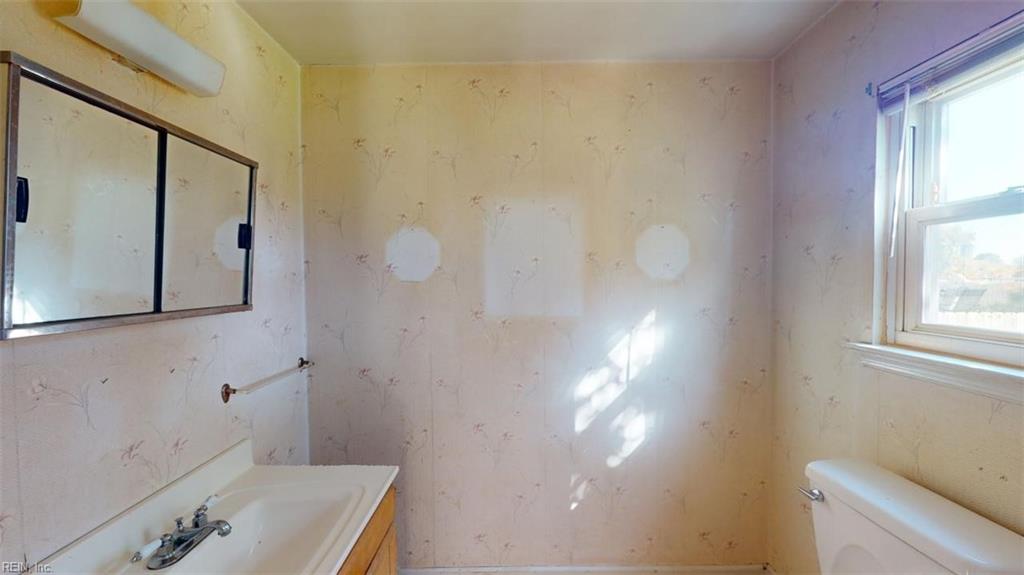 1408 Lakeland Court, Virginia Beach, VA 23464 MLS 10555361 Listing