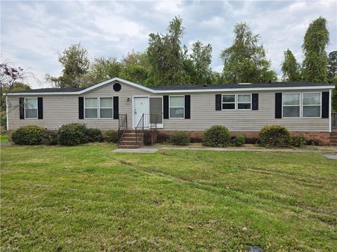 213 Butler Street, Waverly, VA 23890 - MLS#: 10580629