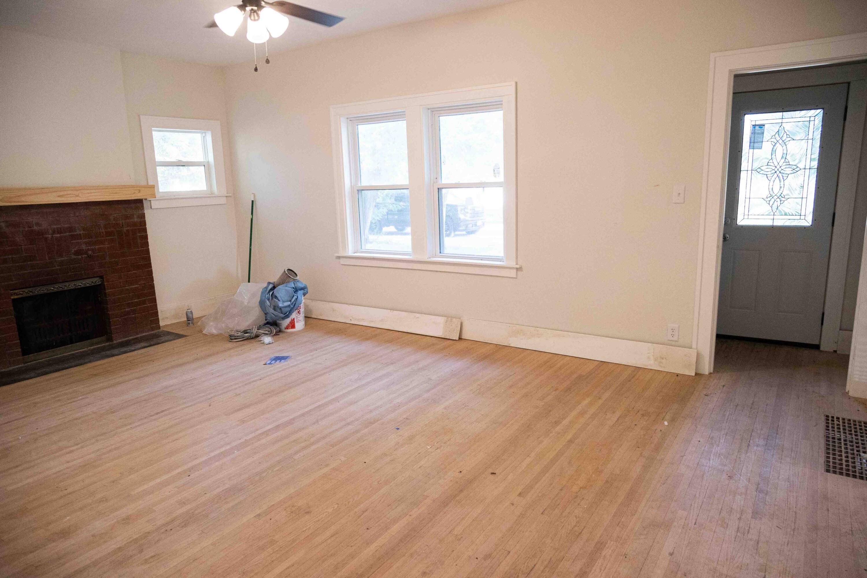 312 W 1st Ave - Photo 3