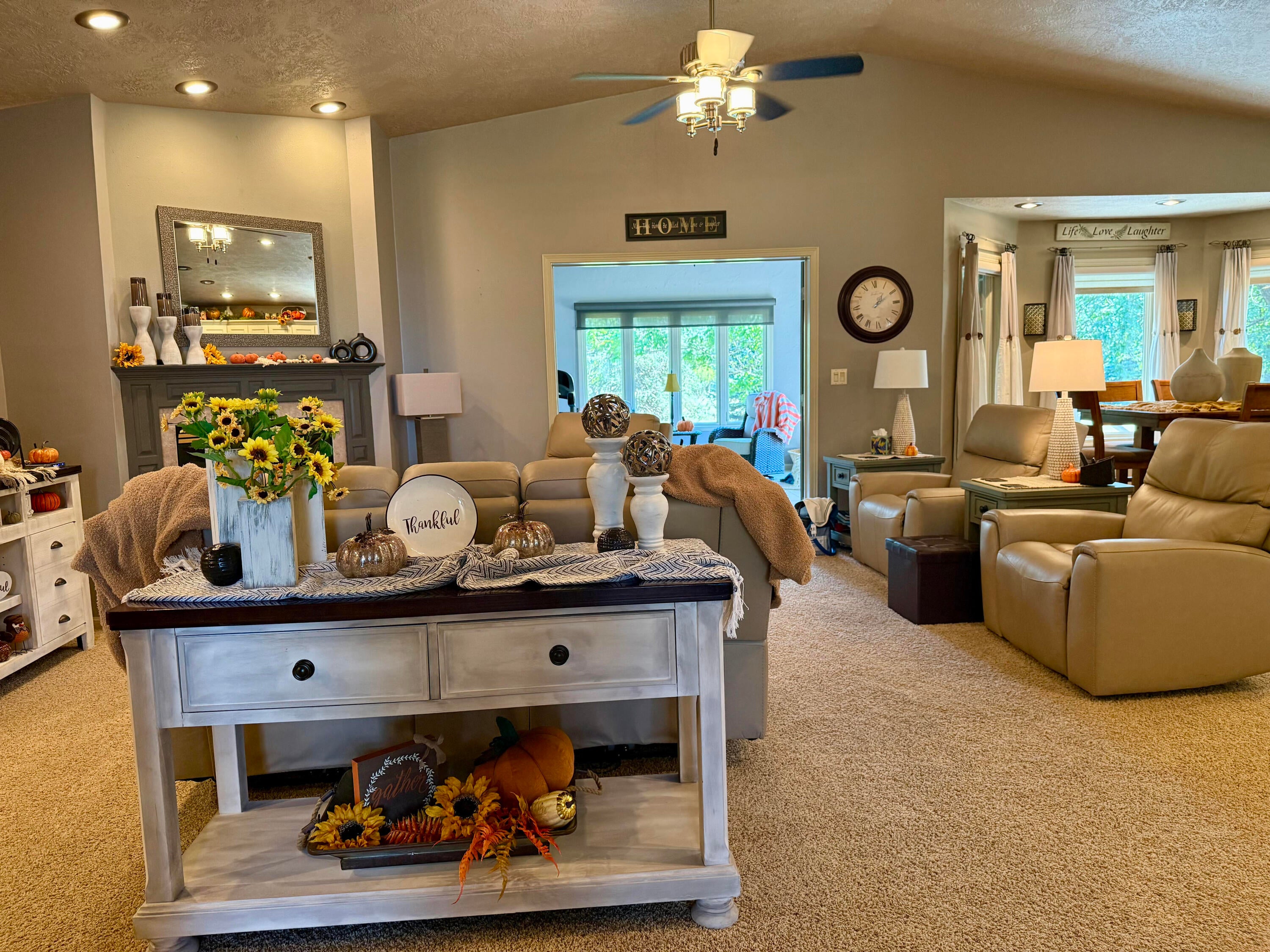 1516 Deerfield Ln - Photo 3