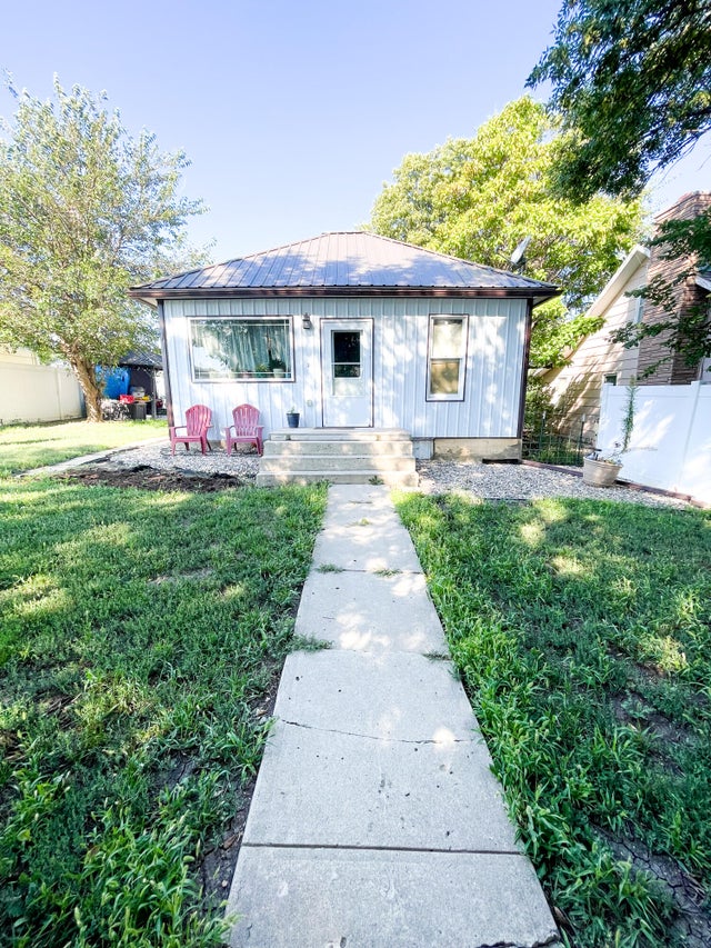 325 Polk St