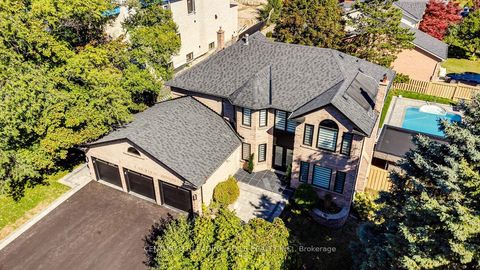 1371 Rougemount Drive Pickering ON L1V 1N2