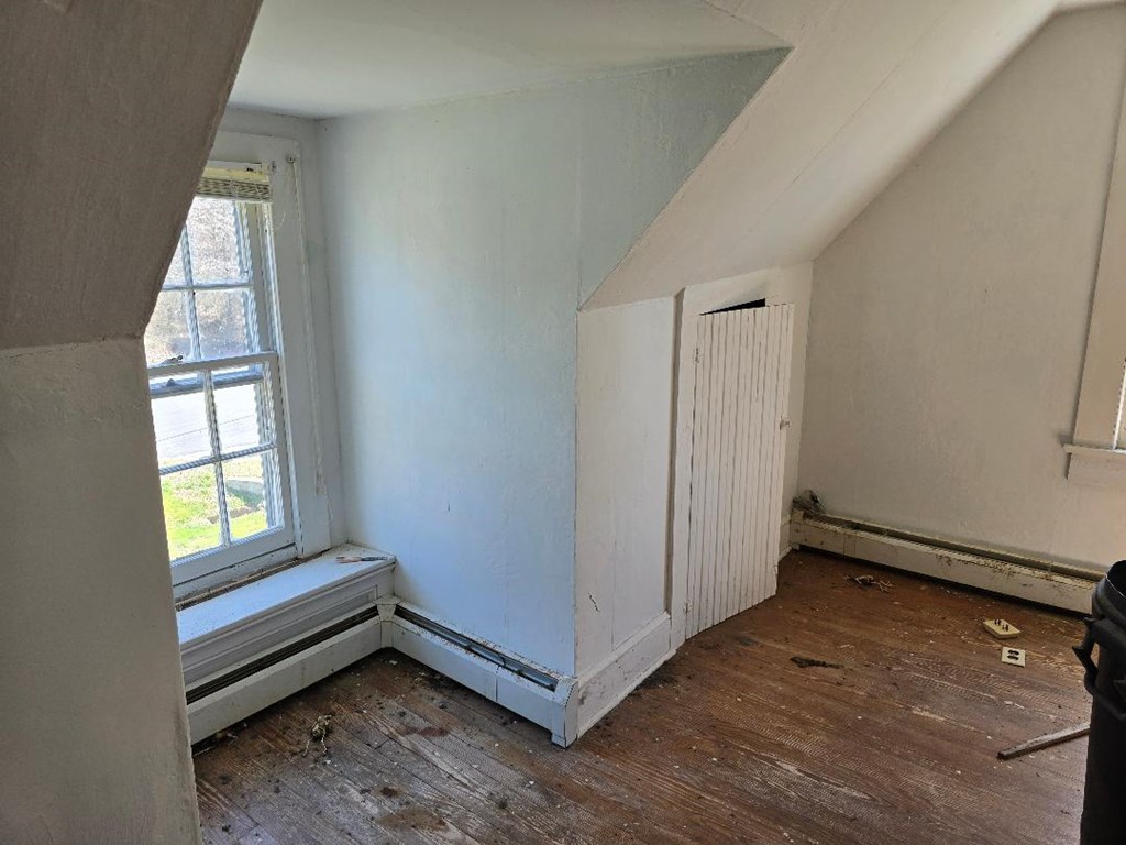 27277 ** Main St, Hallwood, Virginia image 10