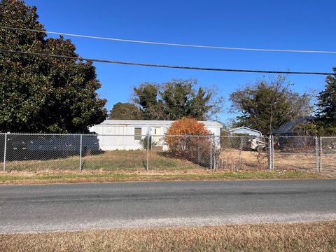 Homes For Sale - 16489 Coal Kiln Rd<br/> Accomack County, Painter, VA 23420