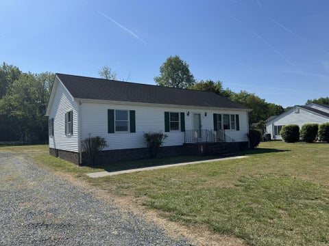 Homes For Sale - 16 Nelson Dr<br/> Accomack County, Onancock, VA 23417