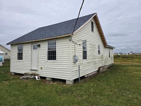 Homes For Sale - 5092 Canton Rd<br/> Tangier, VA 23440