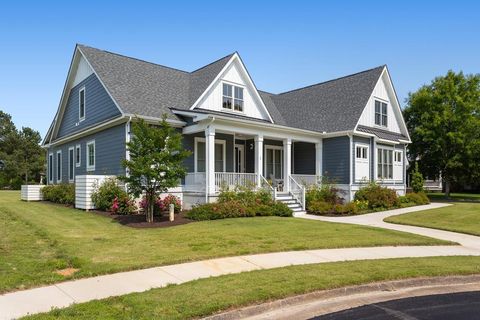 Homes For Sale - 2 Moon Ct<br/> Cape Charles, VA 23310