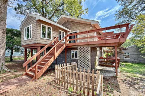 Homes For Rent - 12182 Heron Dr<br/> Machipongo, VA 23405