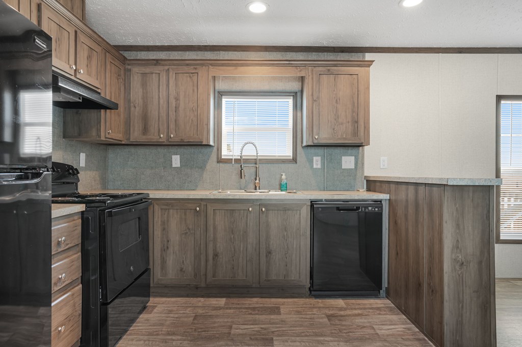 8284 Sea Breeze Dr, Chincoteague, Virginia image 4