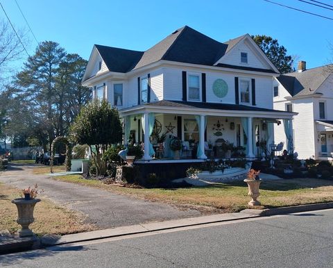 Homes For Sale - 17248 Main St<br/> Painter, VA 23420