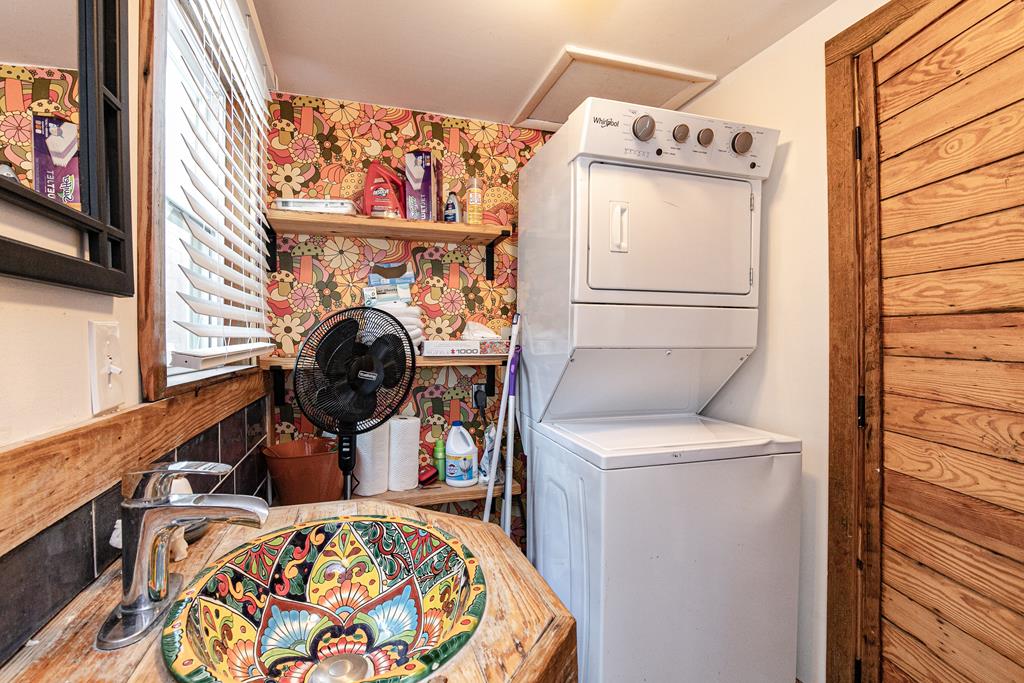 521 Madison Ave, Cape Charles, Virginia image 14