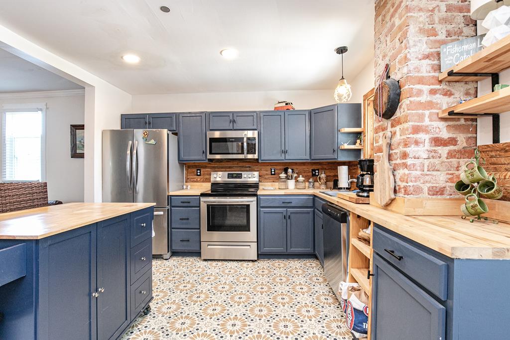521 Madison Ave, Cape Charles, Virginia image 10