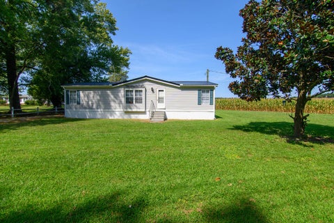 Mobile Home For Rent - 32764 Elmore Rd<br/> Accomack County, Painter, VA 23420
