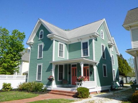 Multifamily For Sale - 405 Randolph Ave<br/> Cape Charles, VA 23310