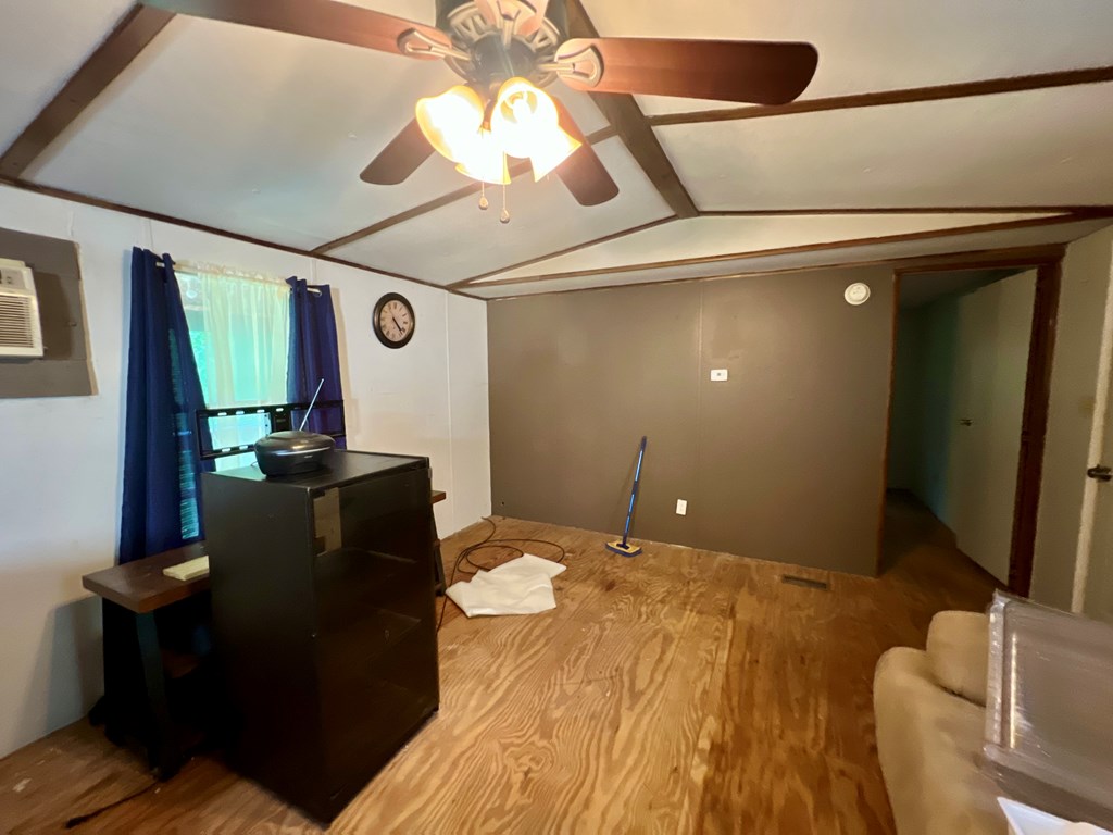 16008 Cosby St, Painter, Virginia image 29