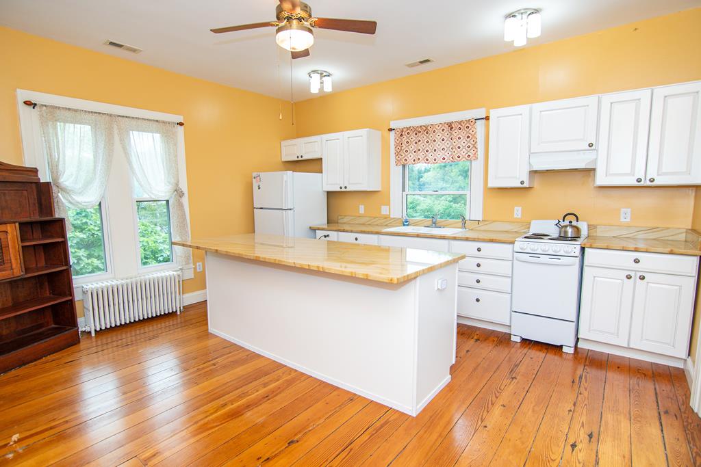 12 Joynes St, Onancock, Virginia image 29