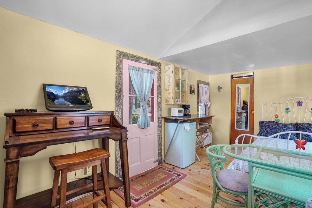 28099 Harborton Rd, Harborton, Virginia image 39
