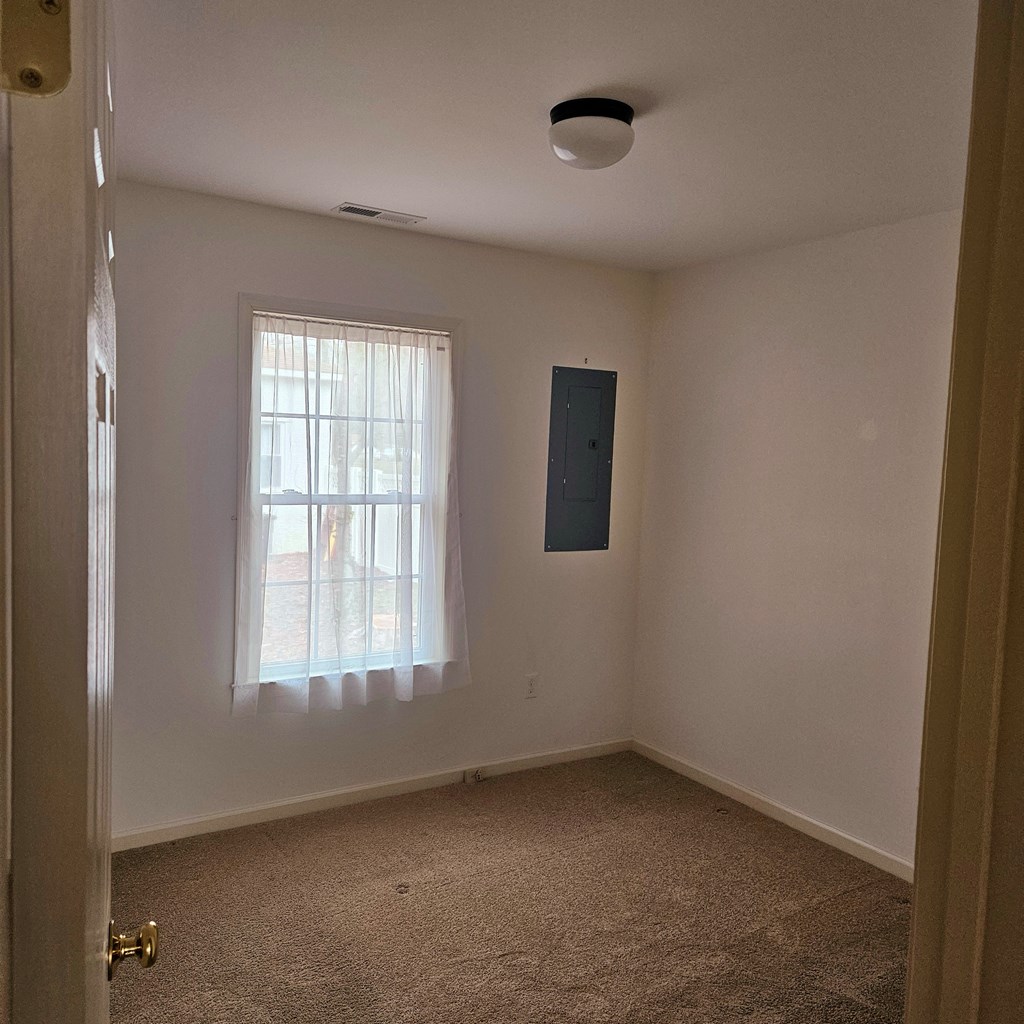 25526 Caroline Ave, Onley, Virginia image 4