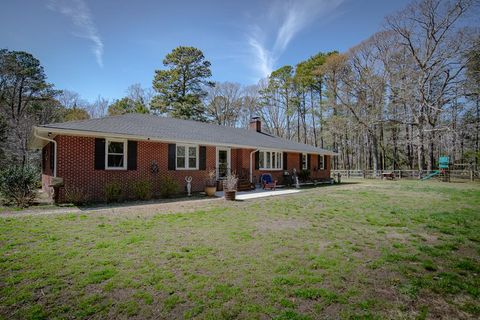 Homes For Sale - 4460 Masden Gut Lane<br/> Machipongo, VA 23405