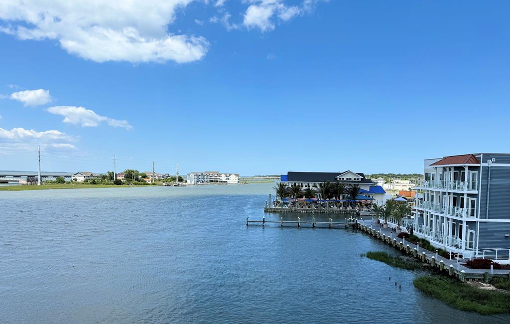 6321 Captains Lane, Chincoteague, Virginia image 11