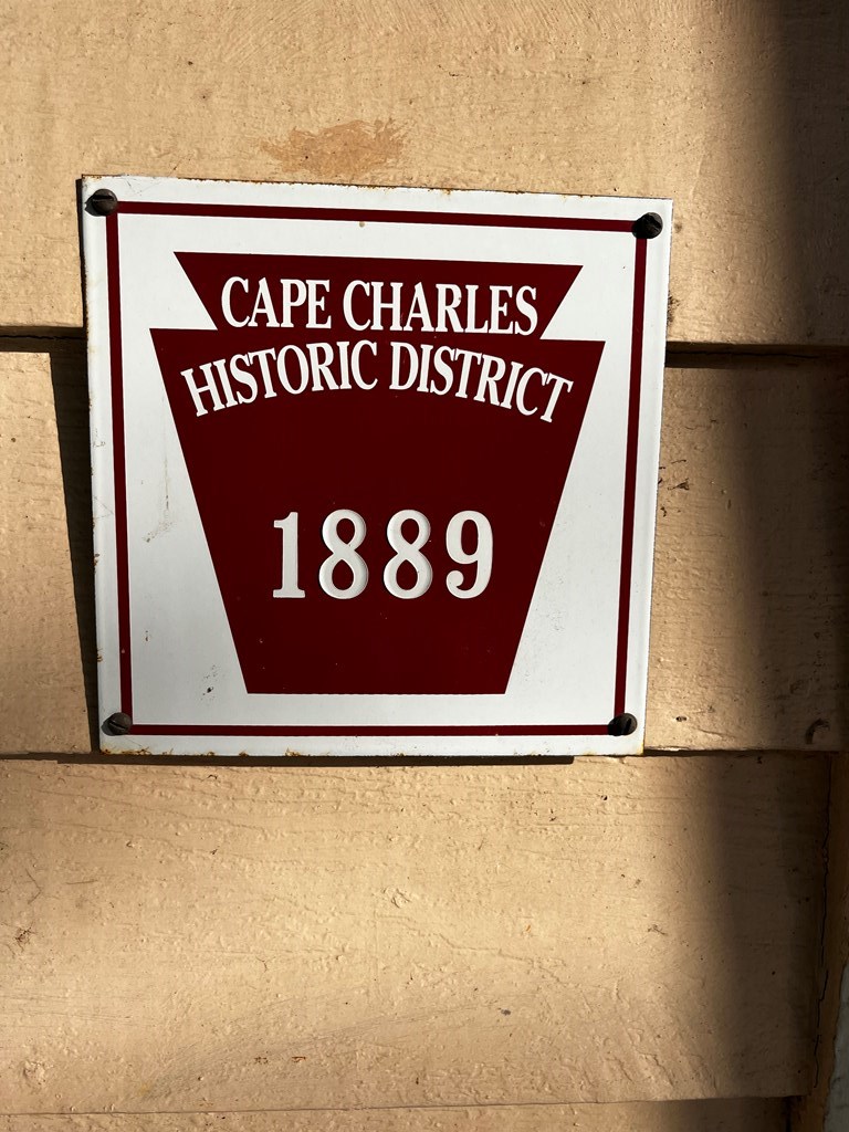 217 Randolph Ave, Cape Charles, Virginia image 4