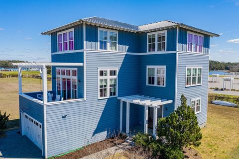 Multifamily For Sale - 172 Sunset Blvd<br/> Cape Charles, VA 23310