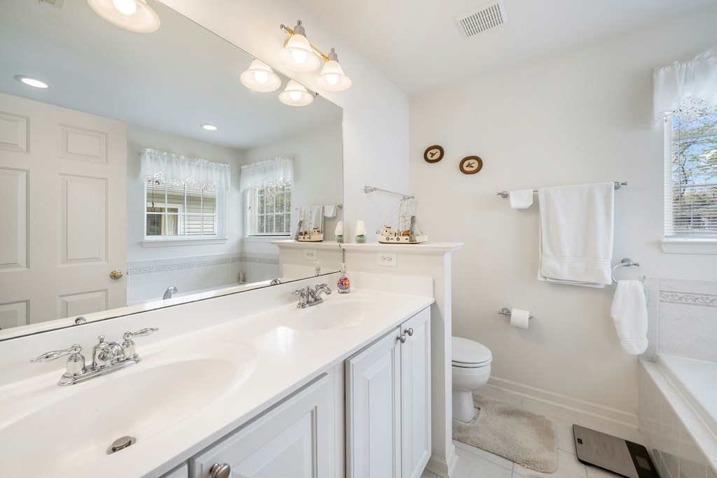 2598 Jolly Rodger Drive, Greenbackville, Virginia image 19