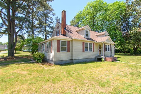 Homes For Sale - 24432 Maxwell Street<br/> Parksley, VA 23421
