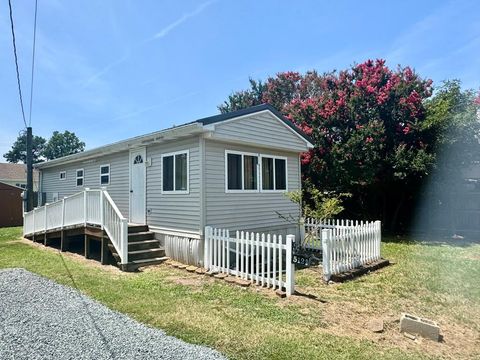 Homes For Sale - 5122 Serenity Ln<br/> Chincoteague, VA 23336