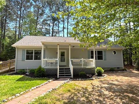 Homes For Sale - 3202 Black Drum Ln<br/> Machipongo, VA 23405