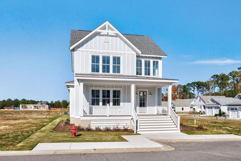 Homes For Sale - 306 Bayside Avenue<br/> Cape Charles, VA 23310