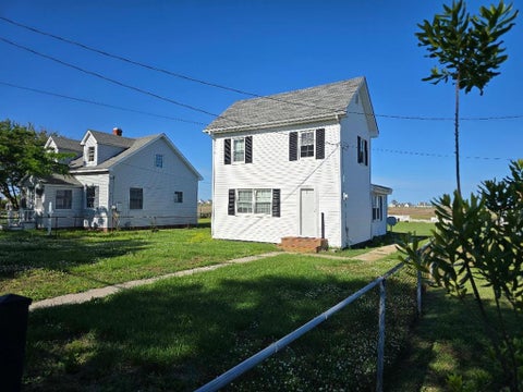 Homes For Sale - 16667 Hog Ridge Rd<br/> Accomack County, Tangier, VA 23440