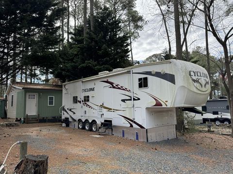 Homes For Sale - 6103 Dove Shell Dr<br/> Horntown, VA 23395