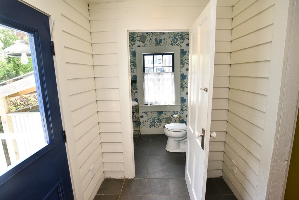 420 Randolph Ave, Cape Charles, Virginia image 19