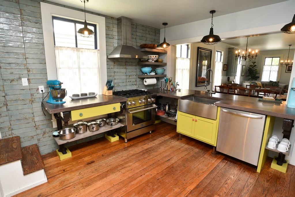 420 Randolph Ave, Cape Charles, Virginia image 12