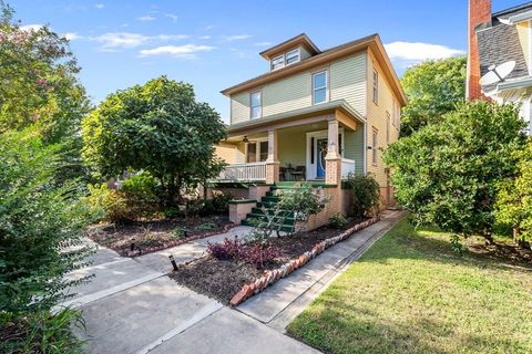 Apartment For Sale - 213 Monroe Ave<br/> Cape Charles, VA 23310