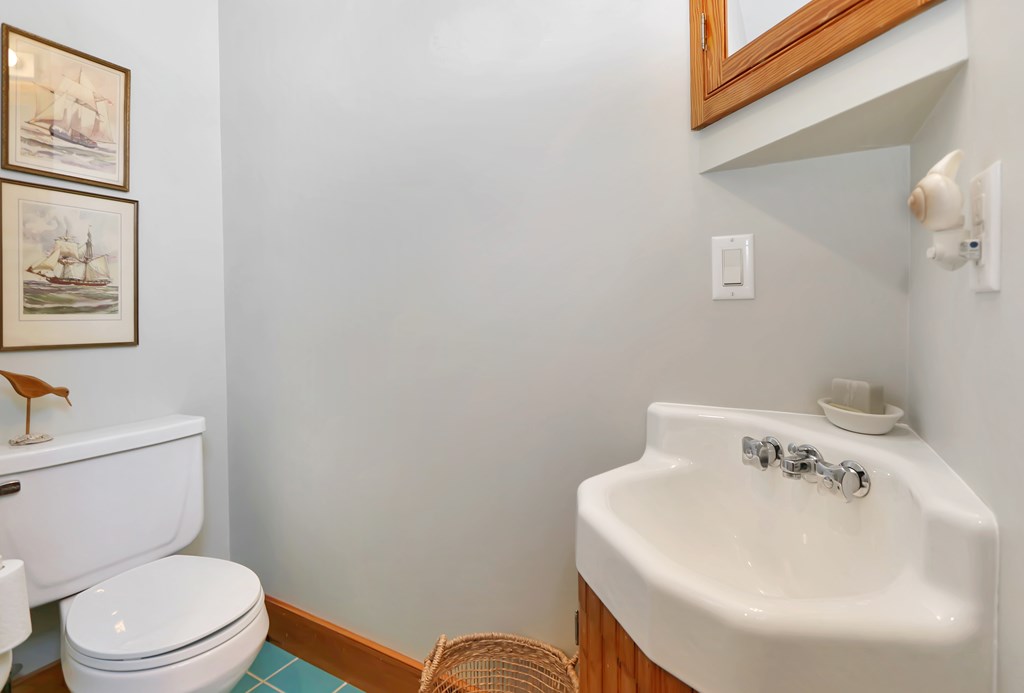 7335 Memorial Park Dr, Chincoteague, Virginia image 28