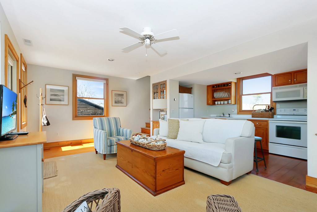 7335 Memorial Park Dr, Chincoteague, Virginia image 19