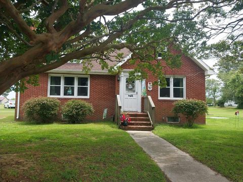 Homes For Sale - 20224 Saxis Rd<br/> Saxis, VA 23427