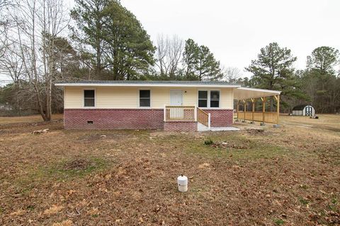 Homes For Sale - 33109 Boston Rd<br/> Accomack County, Painter, VA 23420