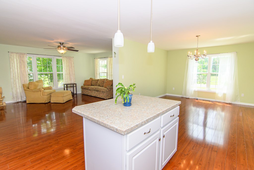 31523 Sunrise Dr, Painter, Virginia image 13