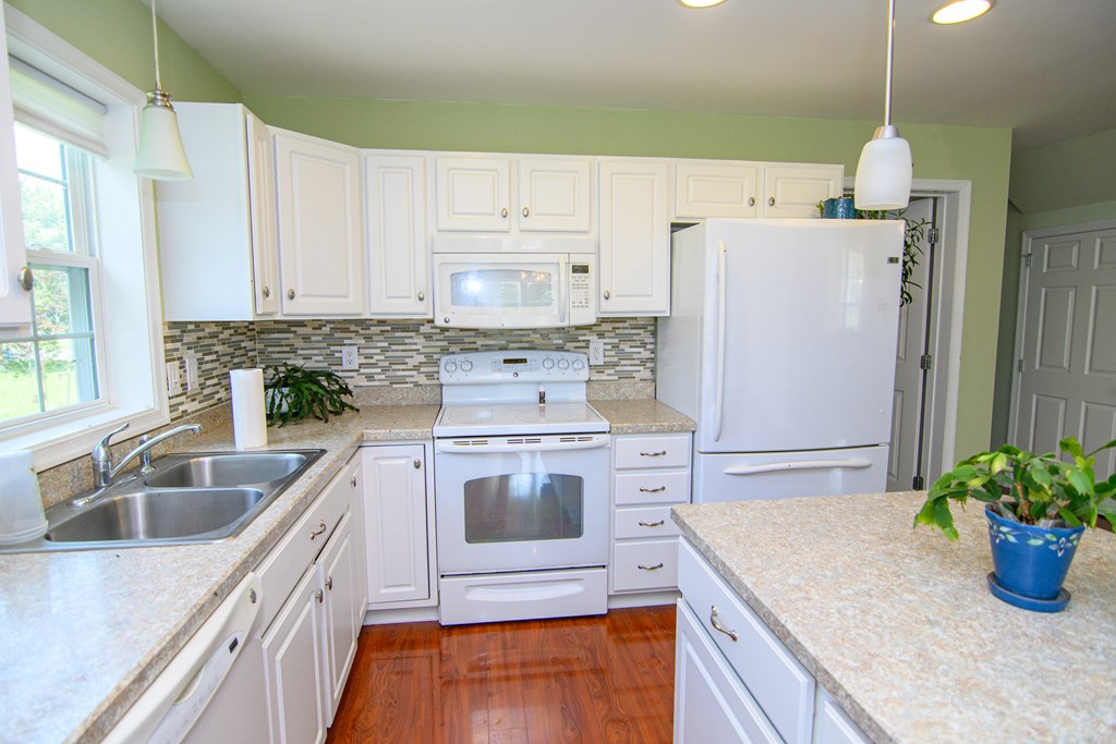 31523 Sunrise Dr, Painter, Virginia image 12