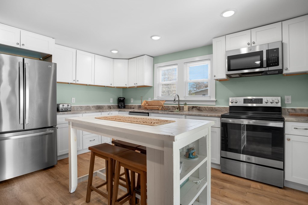 7983 Church St, Chincoteague, Virginia image 13
