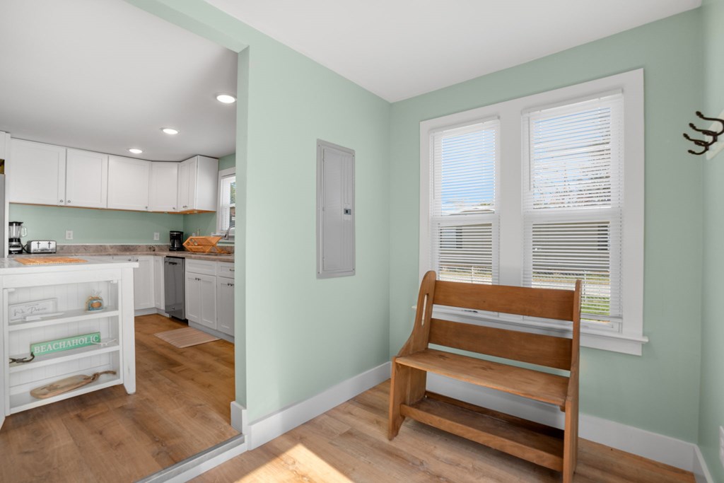 7983 Church St, Chincoteague, Virginia image 32