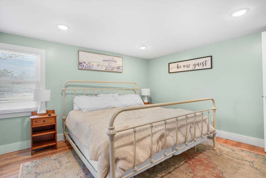 7983 Church St, Chincoteague, Virginia image 19