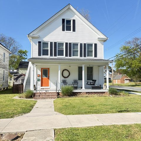 Multifamily For Sale - 653 A&B Monroe Ave<br/> Cape Charles, VA 23310